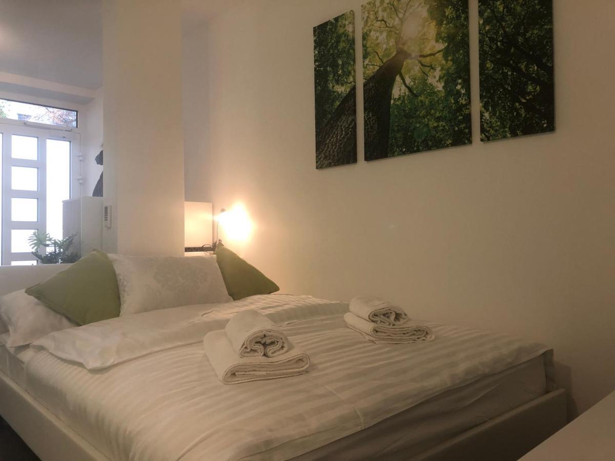 Appartement Luxury Central Studio Under The Castle à Ljubljana Extérieur photo